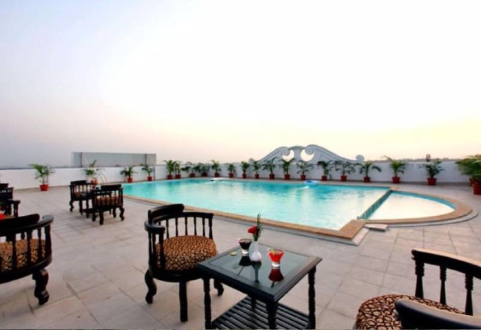 HOTEL AIRLINK CASTLE KOCHI KERALA gallery image 3